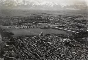 ETH-BIB-Teheran aus 400 m Höhe-Persienflug 1924-1925-LBS MH02-02-0085-AL-FL.tif