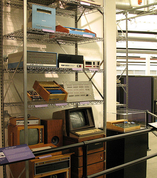 Archivo:Early Personal Computers.jpg