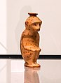 East Greek plastic aryballos - squatting monkey - Oxford AM 1879-186 - 02