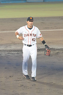 Edgar Gonzalez (infielder) American baseball player