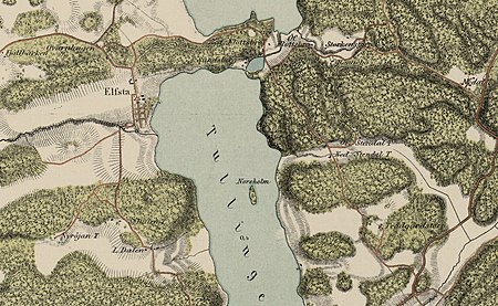 Elvesta Elfsta på Topografiska corpsens karta från 1861 (vänster) och Älfvesta på Häradsekonomiska kartan från 1901. Söder om huvudbebyggelsen ligger torpen "Nyröjan", "Stora Dalen" och "Lilla Dalen". Öster om Tullingesjön märks torpen Nedre Flottbro, Rönneboda, Stendal och Nydal. Från väst till öst ringlar sig Älvestaån ner mot Tullingesjön. Infarten till gårdens huvudbyggnad skedde norrifrån. På kartan från 1901 syns även Flottsbrokanalen.