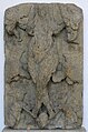 Meister H. W.: Erhebung der hl. Maria Magdalena, Relief, um 1520, Hilbersdorfer Porphyrtuff, aus Schloss Waldenburg Kunstsammlungen Chemnitz, Schlossbergmuseum