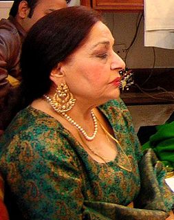 Farida Khanum Pakistani classical and ghazal singer