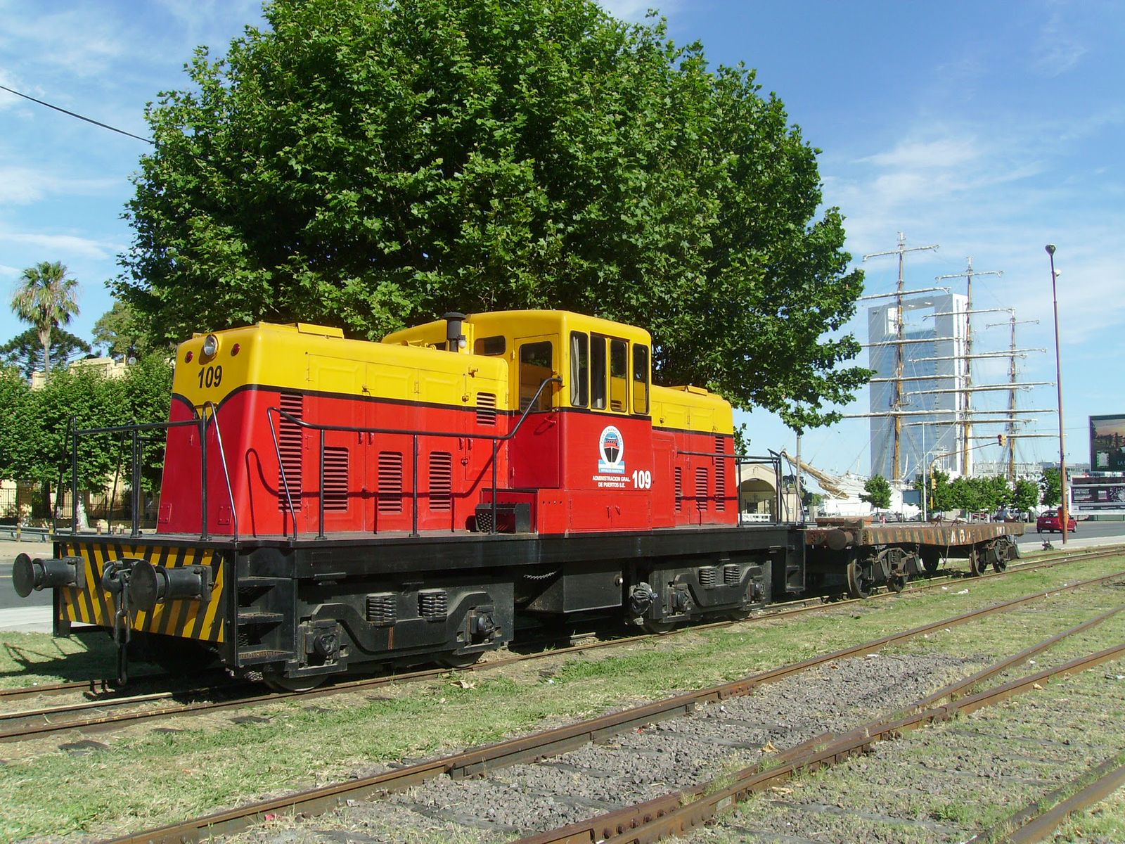 Паровоз Аргентина. Ge locomotive 20-ton Boxcab. Электровоз e 52. 4a ge.