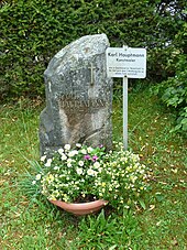 Grabstein auf dem Friedhof in Geschwend