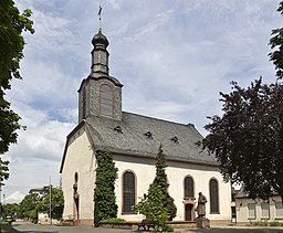 Kyrka i Ginsheim.