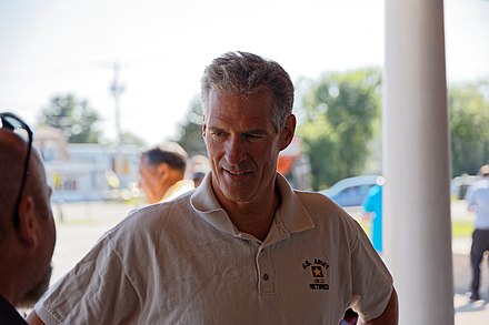 Brown speaking with voters in North Hampton, New Hampshire.