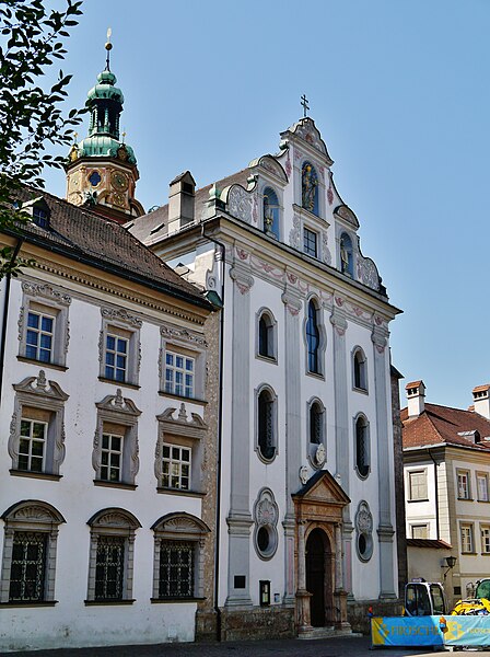 File:Hall Basilika Herz Jesu Fassade 2.jpg