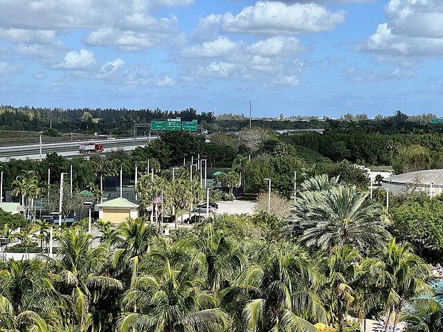 Interstate 75 in Weston, as seen from Vacation Village at Weston.