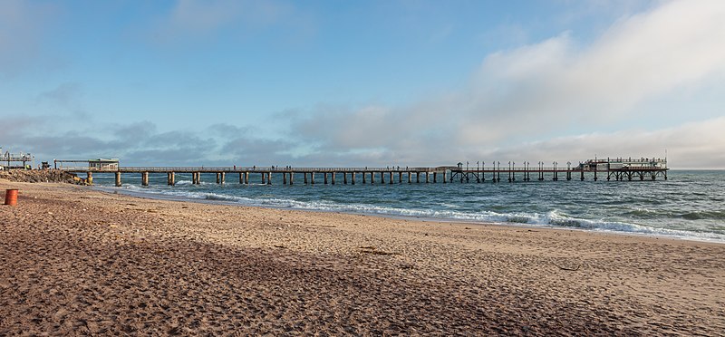 File:Jetty, Swakopmund, Namibia, 2018-08-04, DD 55.jpg