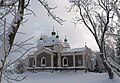 De kerk in de winter. Het kruisvormige grondplan is goed te zien