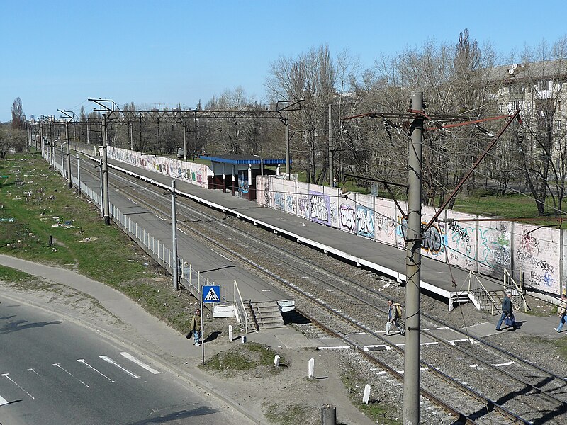 File:Kiev-Rusanovka Railway.JPG