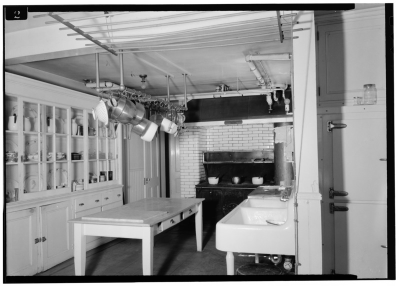 File:Kitchen, July 1941. - Springwood, Hyde Park, Dutchess County, NY HABS NY,14-HYP,5-64.tif