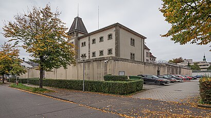 So kommt man zu Justizvollzugsanstalt Konstanz mit den Öffentlichen - Mehr zum Ort Hier