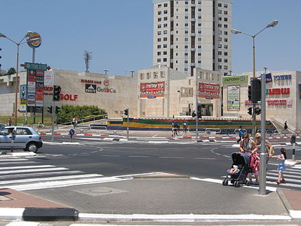 The "Lev Ashdod" mall