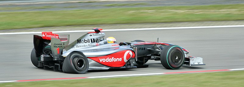 File:Lewis Hamilton 2009 Germany 5.jpg