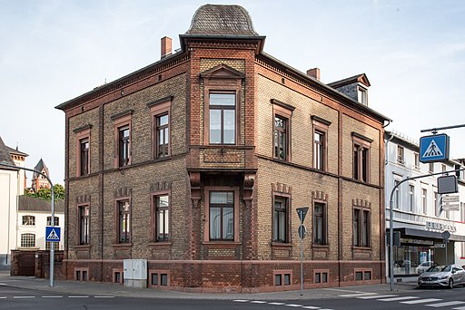 Limburg an der Lahn, Konrad-Kurzbold-Straße 7-20160922-002