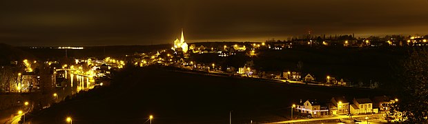 Illuminations de Lobbes pendant la nuit.