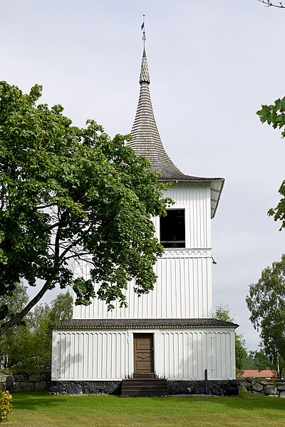 File:Lovanger kyrka bell tower02.jpg