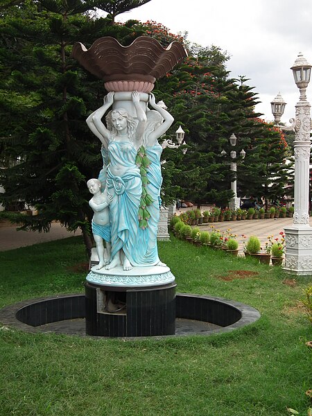 File:Lumbini garden , Hebbal, Bangalore 3001.JPG