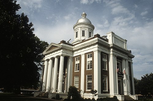 Madison County Courthouse in Canton