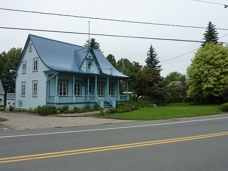 File:Maison ancestrale Sainte-Hélène-de-Kamouraska.jpg