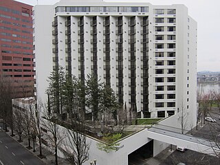 <span class="mw-page-title-main">Portland Marriott Downtown Waterfront</span> Hotel in Portland, Oregon, U.S.