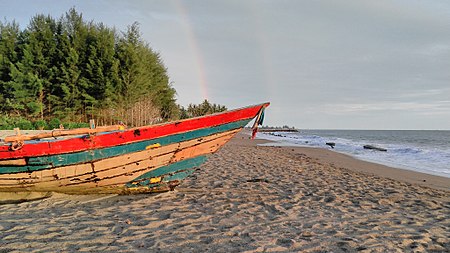 Fail:Meulaboh beach rainbow sunset.jpg