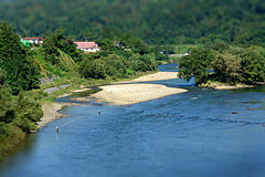 Mogami river in Sagae 2006.jpg