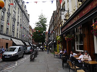 <span class="mw-page-title-main">Monmouth Street</span> Street in London