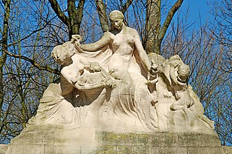 La race noire accueillie par la Belgique » (Monument aux pionniers belges au Congo, parc du Cinquantenaire à Bruxelles)