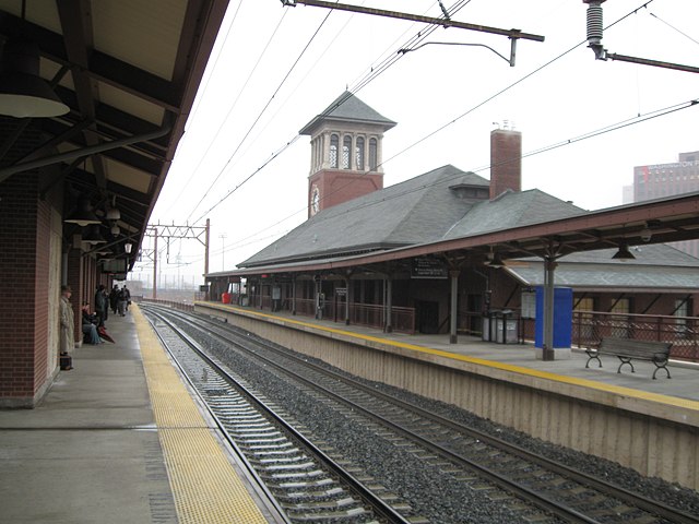 Commuter rail platforms