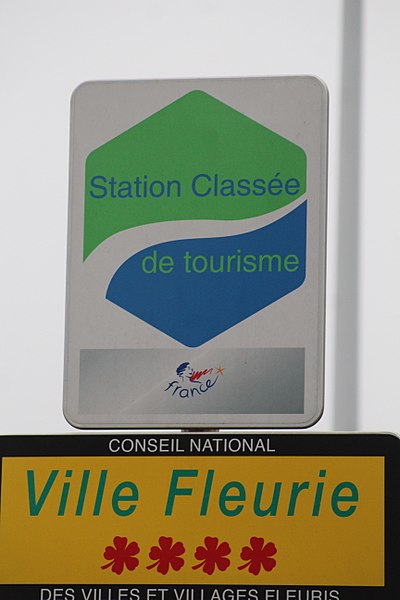 File:Panneau Station Classée Tourisme Mâcon 1.jpg