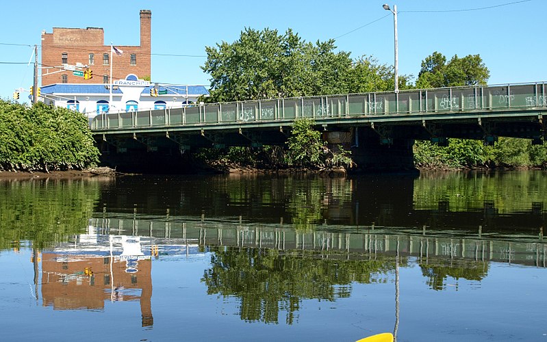 File:Passaic Ave Bridge 20100829.jpg