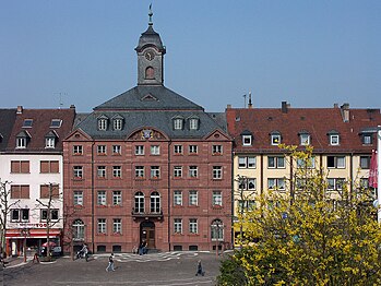 Pirmasens: Geographie, Geschichte, Bevölkerung