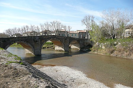 Tập_tin:Pont_à_Bédarrides.JPG
