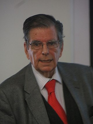 <span class="mw-page-title-main">Osvaldo Silva</span> Chilean historian (1940–2019)