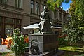 Statue de Pouchkine, en face du théâtre dramatique russe