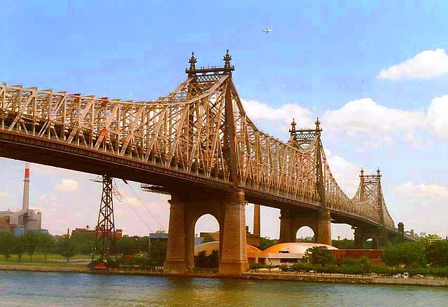 NY 25 crossing the East River on the Queensboro Bridge