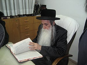 Rabbi Yehoshua Rokeach.jpg
