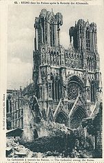 Reims-FR-51-cathédrale-en ruine-A.jpg