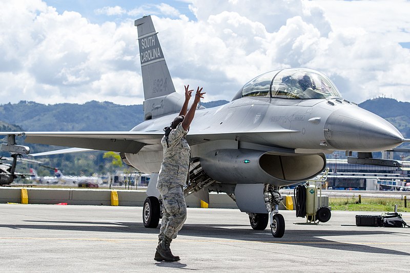 File:Relampago 2014, South Carolina Air National Guard and Colombian Air Force combined air cooperation engagement (15007630159).jpg