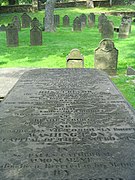 加拿大哈利法克斯圣保罗教堂墓地（英语：Old Burying Ground (Halifax, Nova Scotia)）的罗斯墓