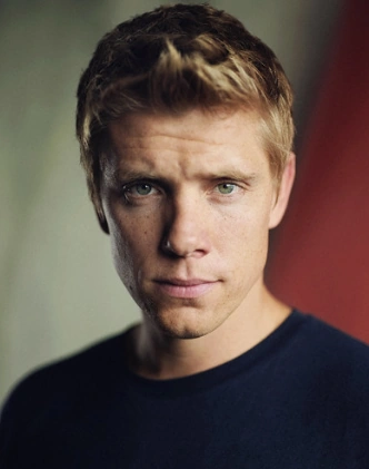 ملف:Ryan Hawley.webp