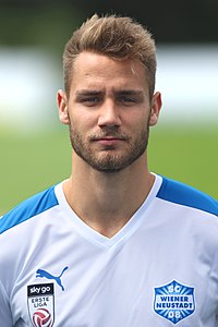 Présentation de l'équipe SC Wiener Neustadt 2017-18 - Daniel Maderner (1) .jpg