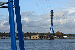Salmisaari-Meilahti power line.JPG