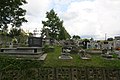 English: Cemetery near church in Sanoczek. Polski: Cmentarz przykościelny we wsi Sanoczek.