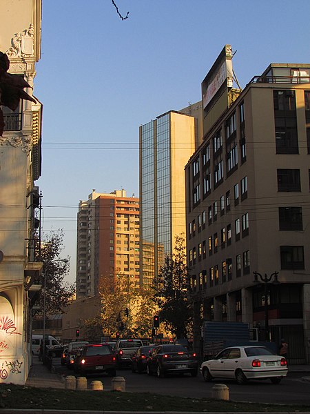 File:Santiago, calle Irene Morales (9205478312).jpg