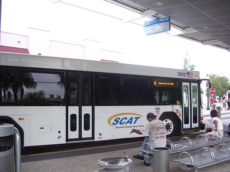 File:Sarasota transit gillig low floor 1.JPG