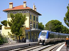 A TER Provence-Alpes-Côte d'Azur train at Sausset-les-Pins station